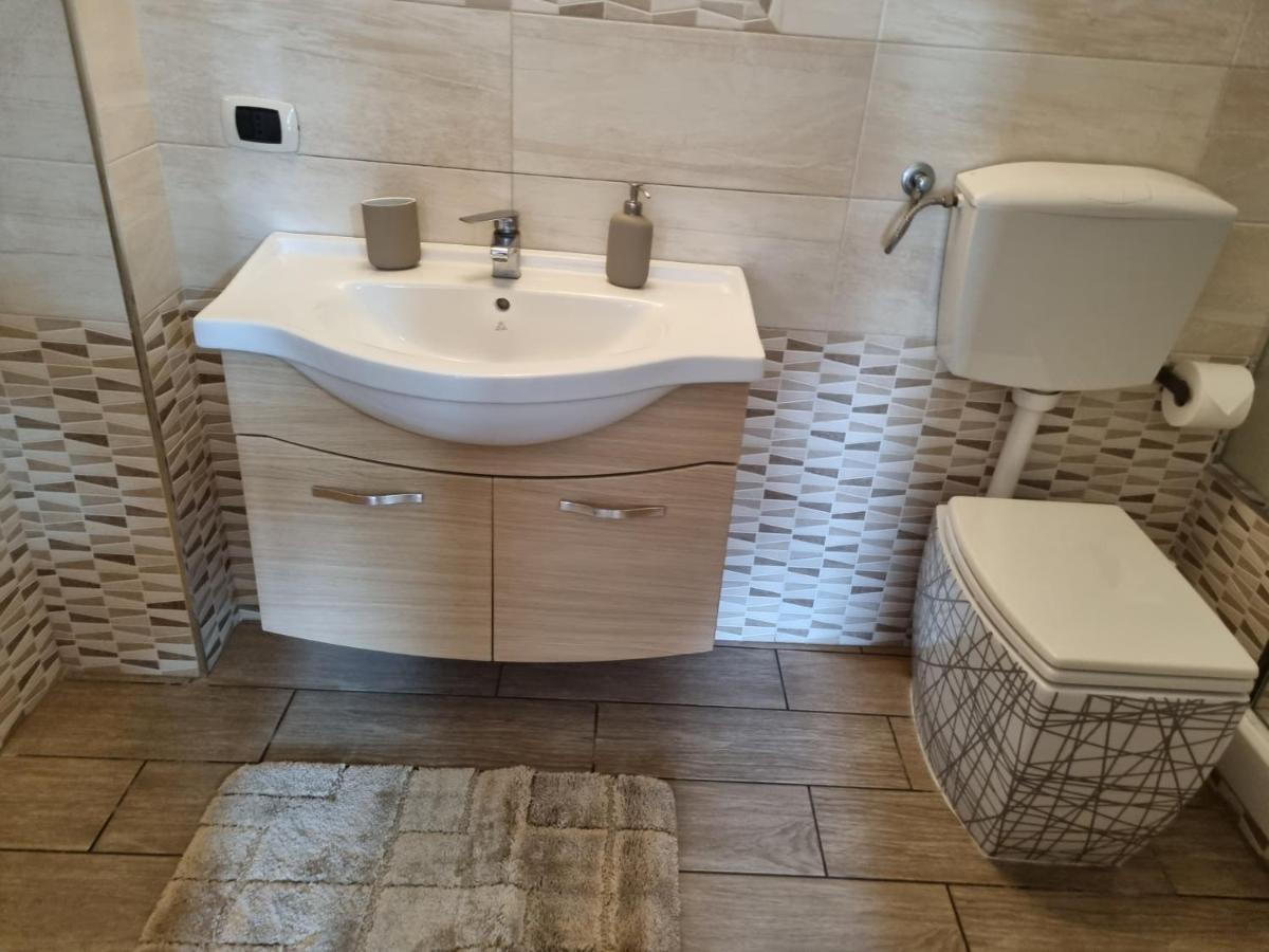 Villa Sweery Santa Maria a Vico Экстерьер фото