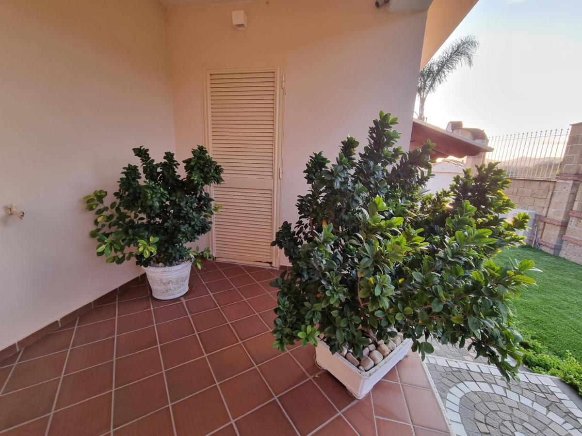 Villa Sweery Santa Maria a Vico Экстерьер фото